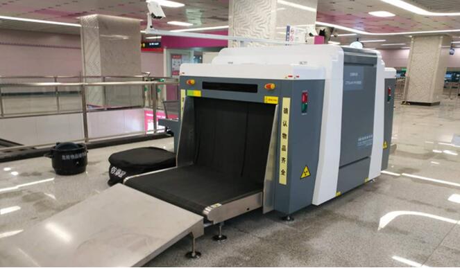 安檢機的<a href='http://dsjvvrk.cn/' target='_blank'><u>工業(yè)皮帶</u></a>運輸?shù)膱D片