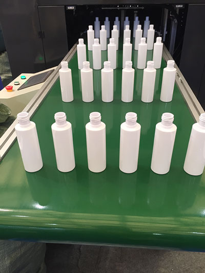 綠色PVC<a href='http://dsjvvrk.cn/shusongdai/' target='_blank'><u>輸送帶</u></a>